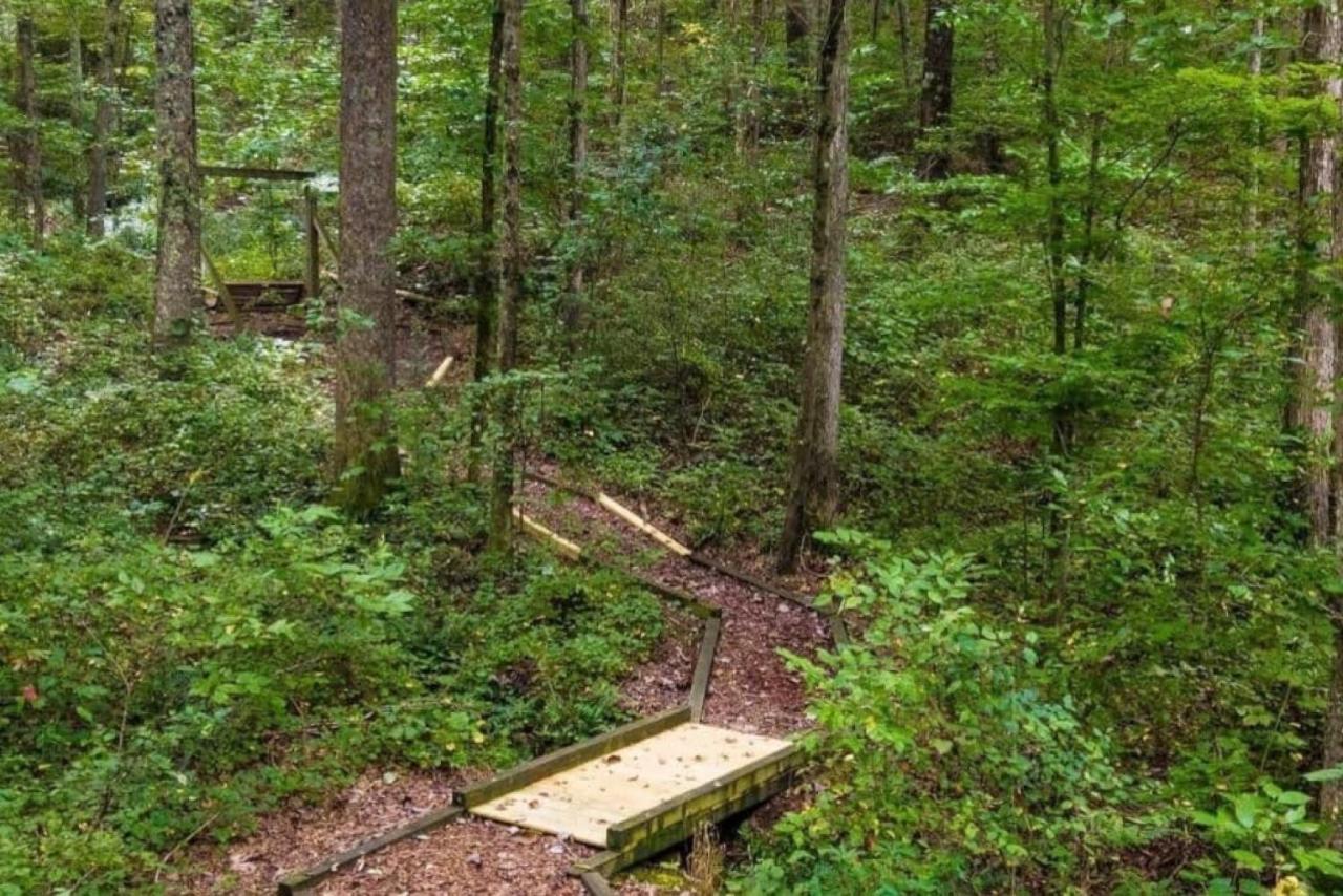 Serenity Escape Treehouse On 14 Acres Near Little River Canyon Fort Payne Exteriér fotografie
